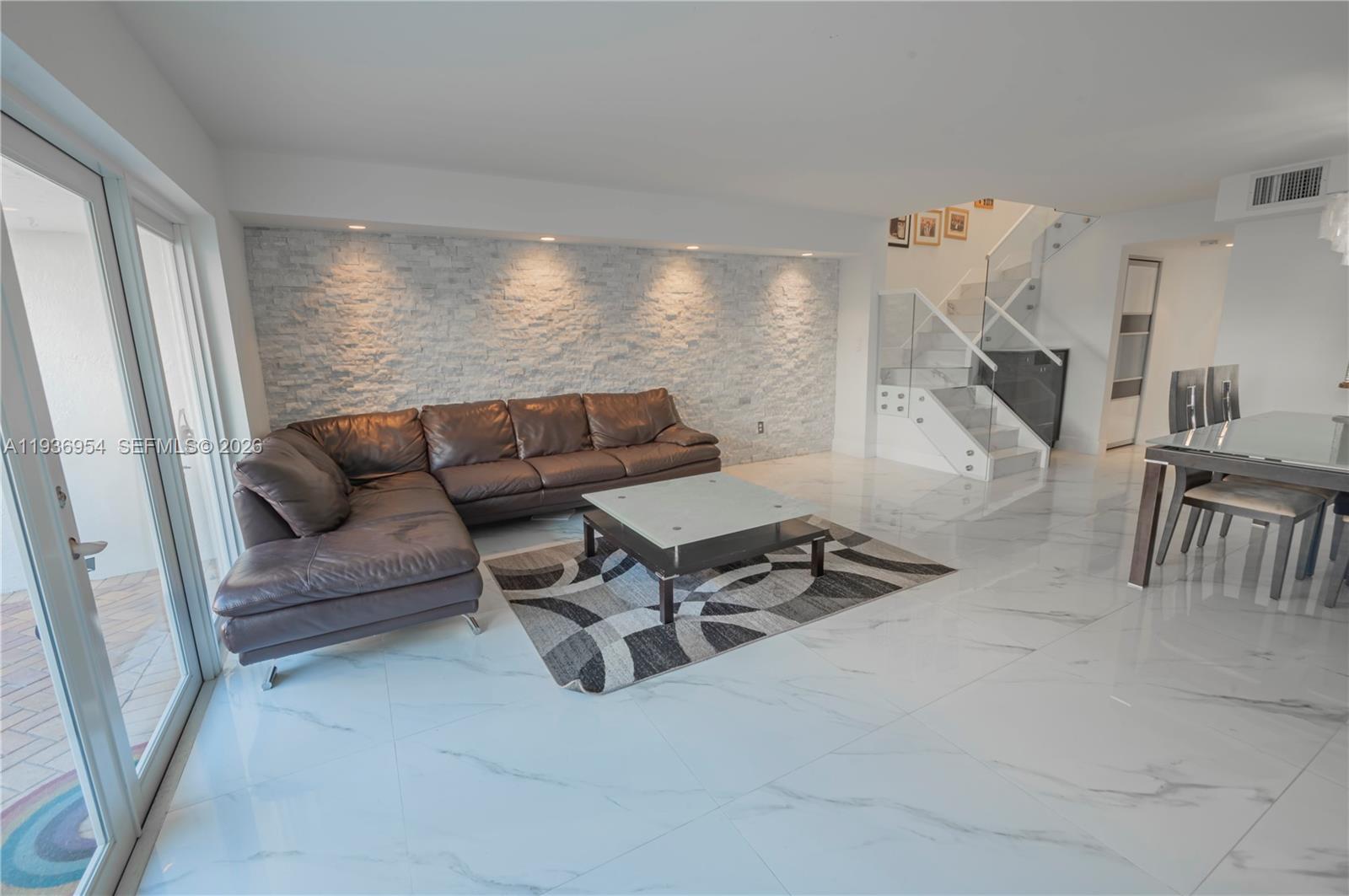 MARINER VILLAGE GARDEN CO - Residential