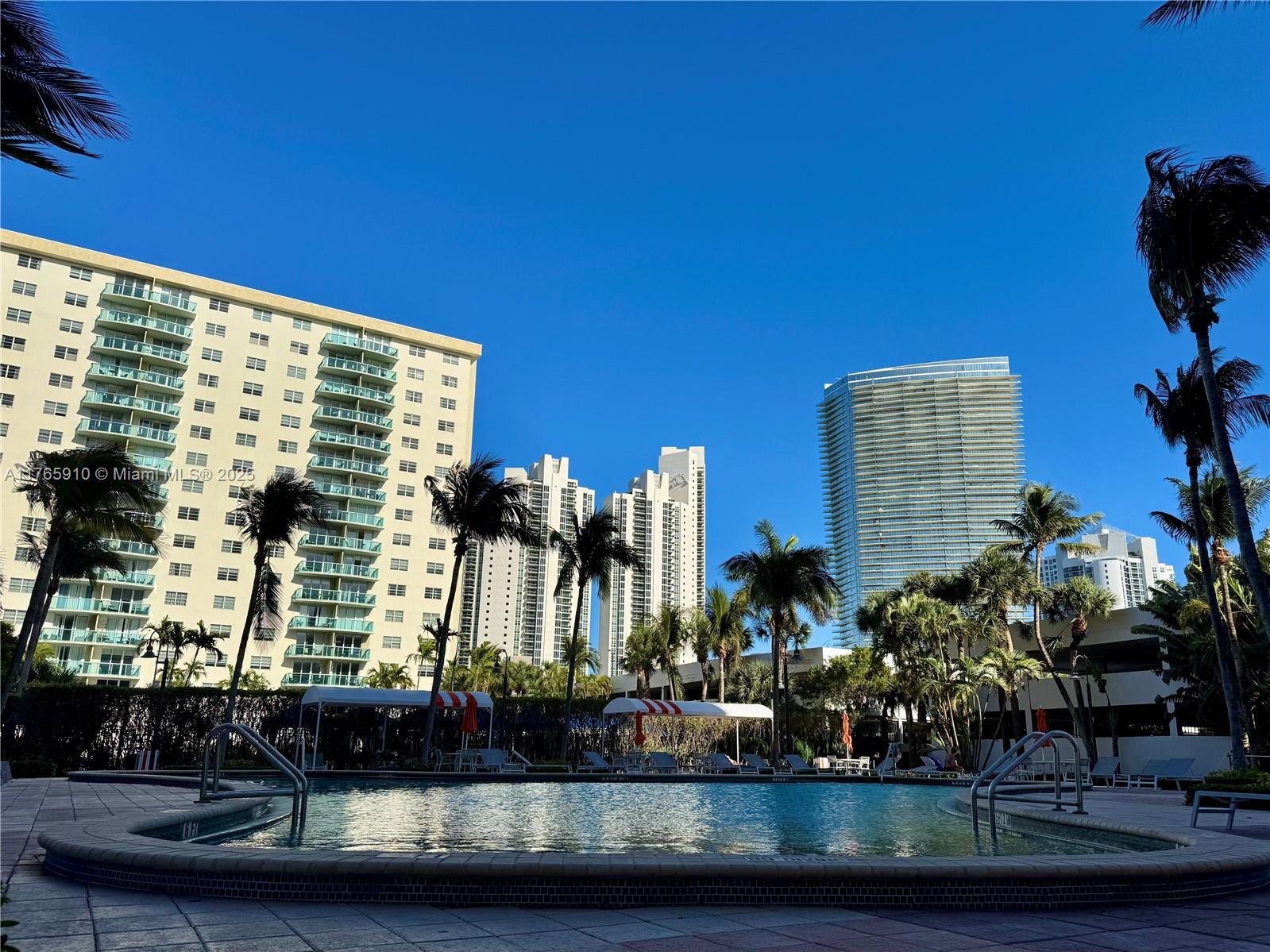 OCEANVIEW BUILDING B COND - Residential