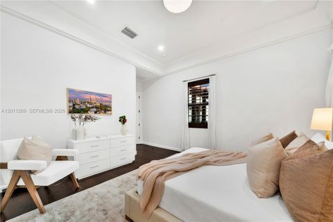 Tiny photo for 8301 SW 53rd Ave, Miami, FL 33143 (MLS # A12011289)