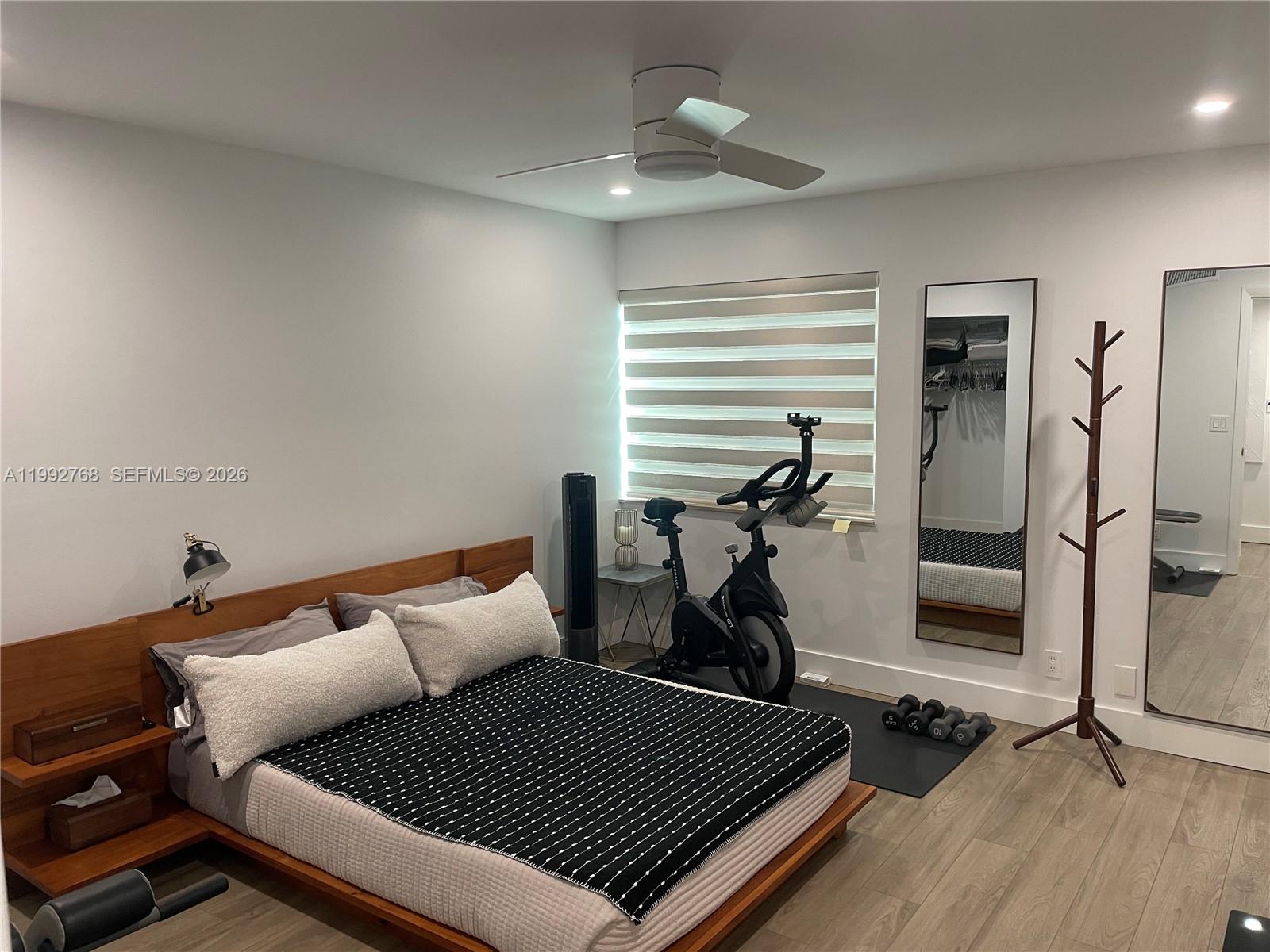 1605 S Us Highway 1 206V3