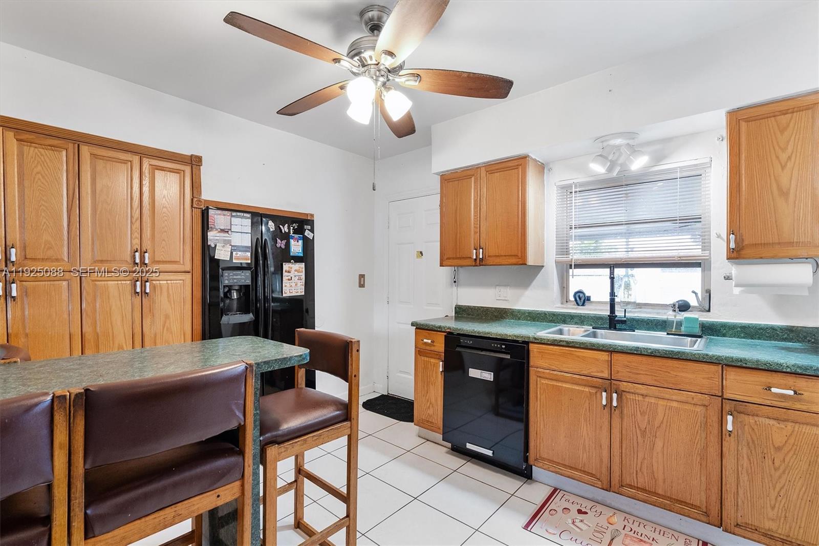 PALM SPRINGS AMD - Residential