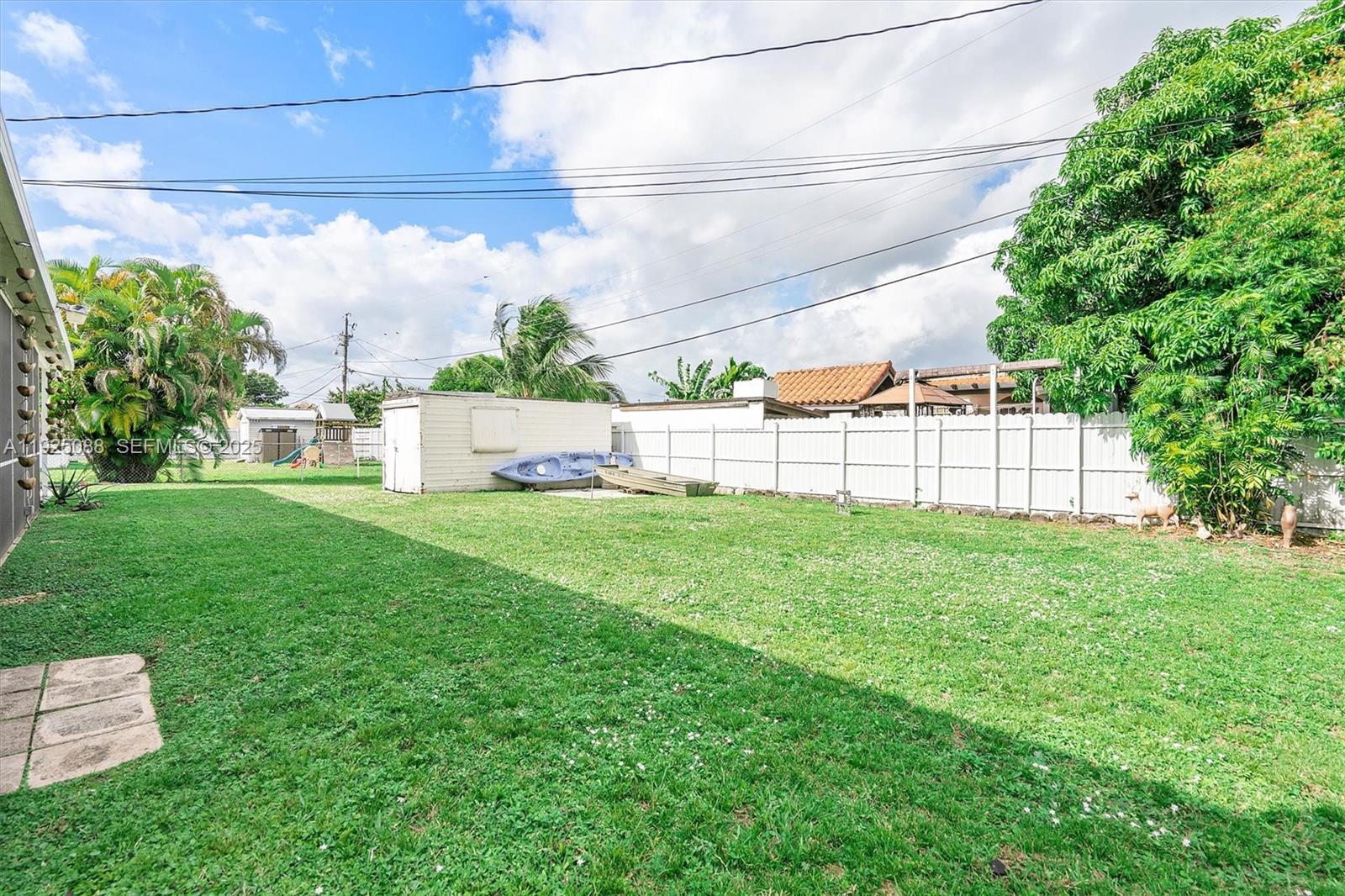 PALM SPRINGS AMD - Residential