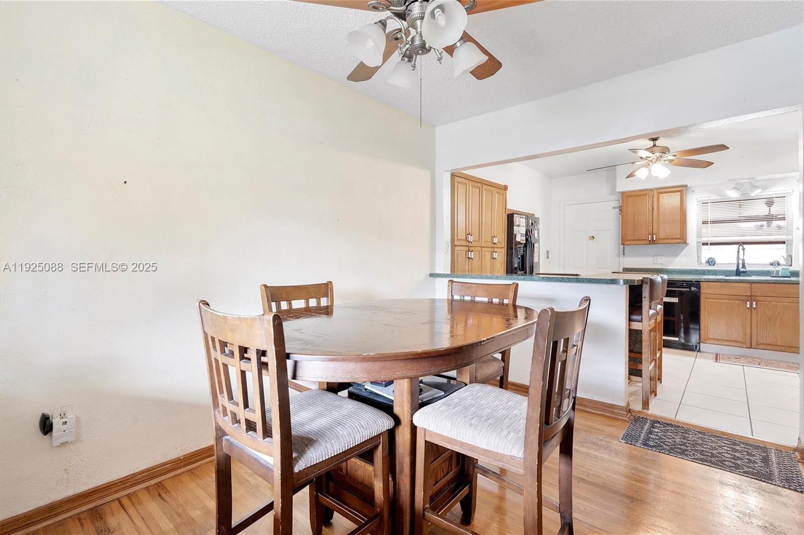 PALM SPRINGS AMD - Residential