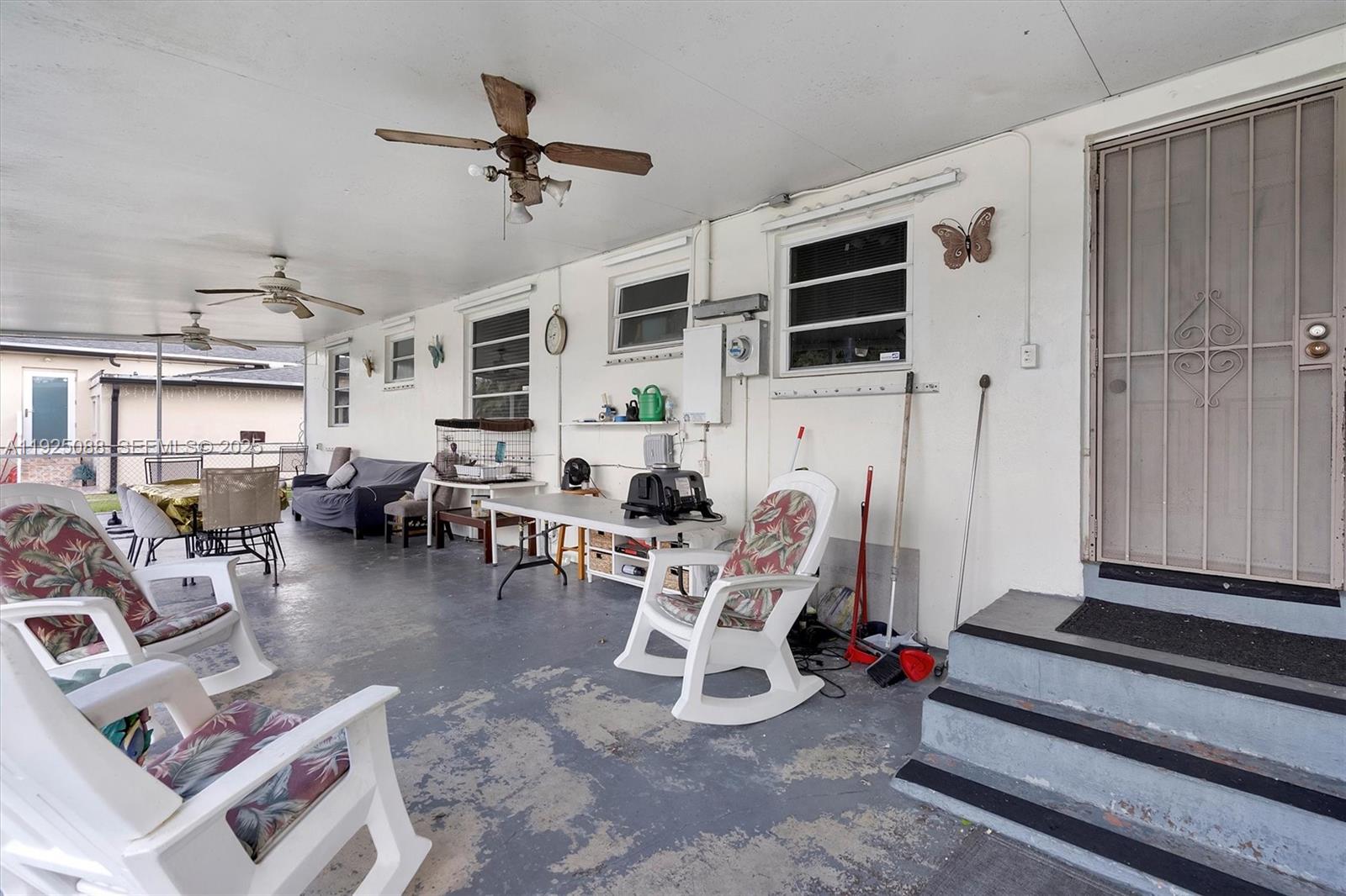 PALM SPRINGS AMD - Residential