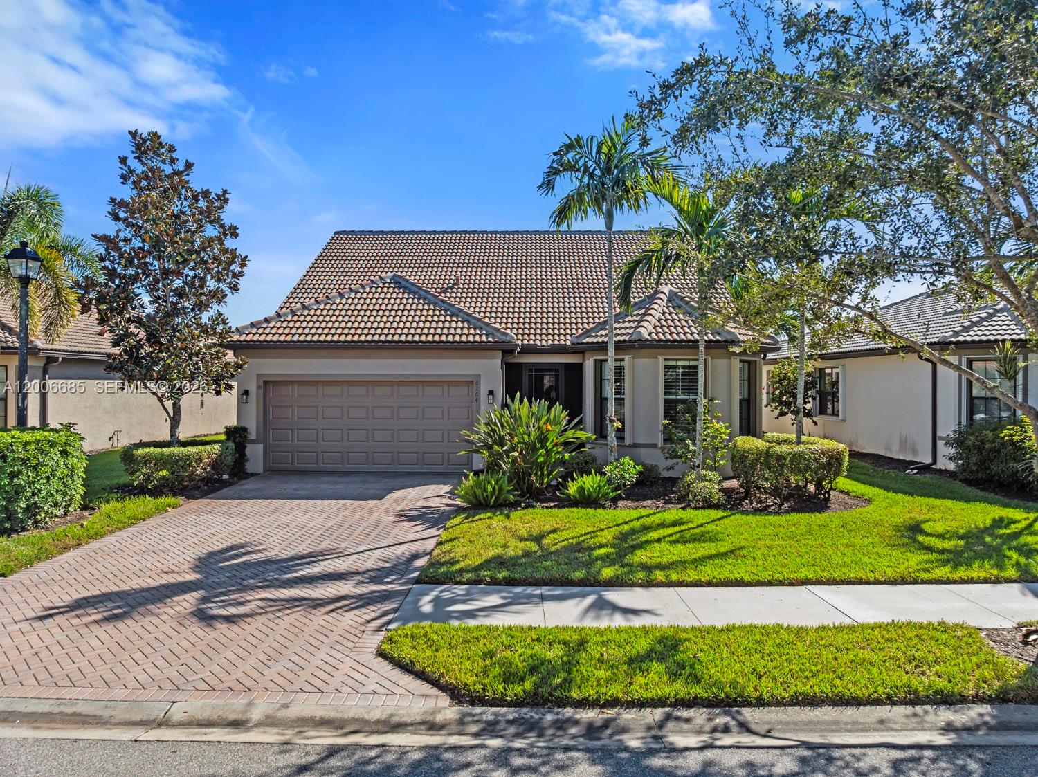 Del Webb Naples - Residential
