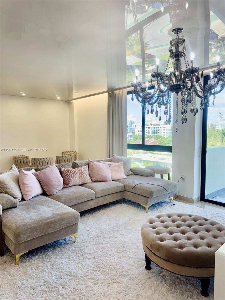 9800 W Bay Harbor Dr 605