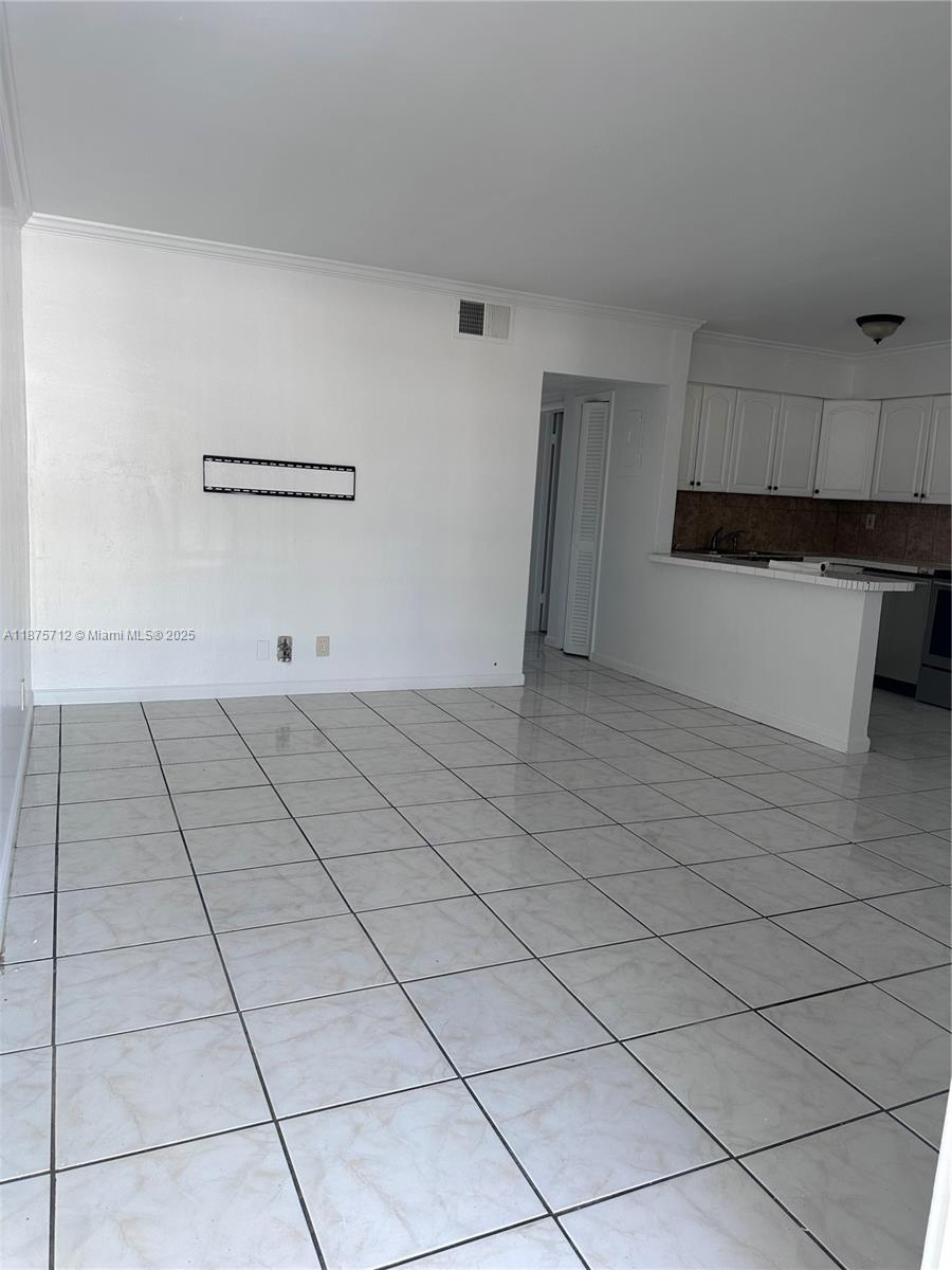 AZUL AT KIMBERLY LAKE CON - Residential Lease