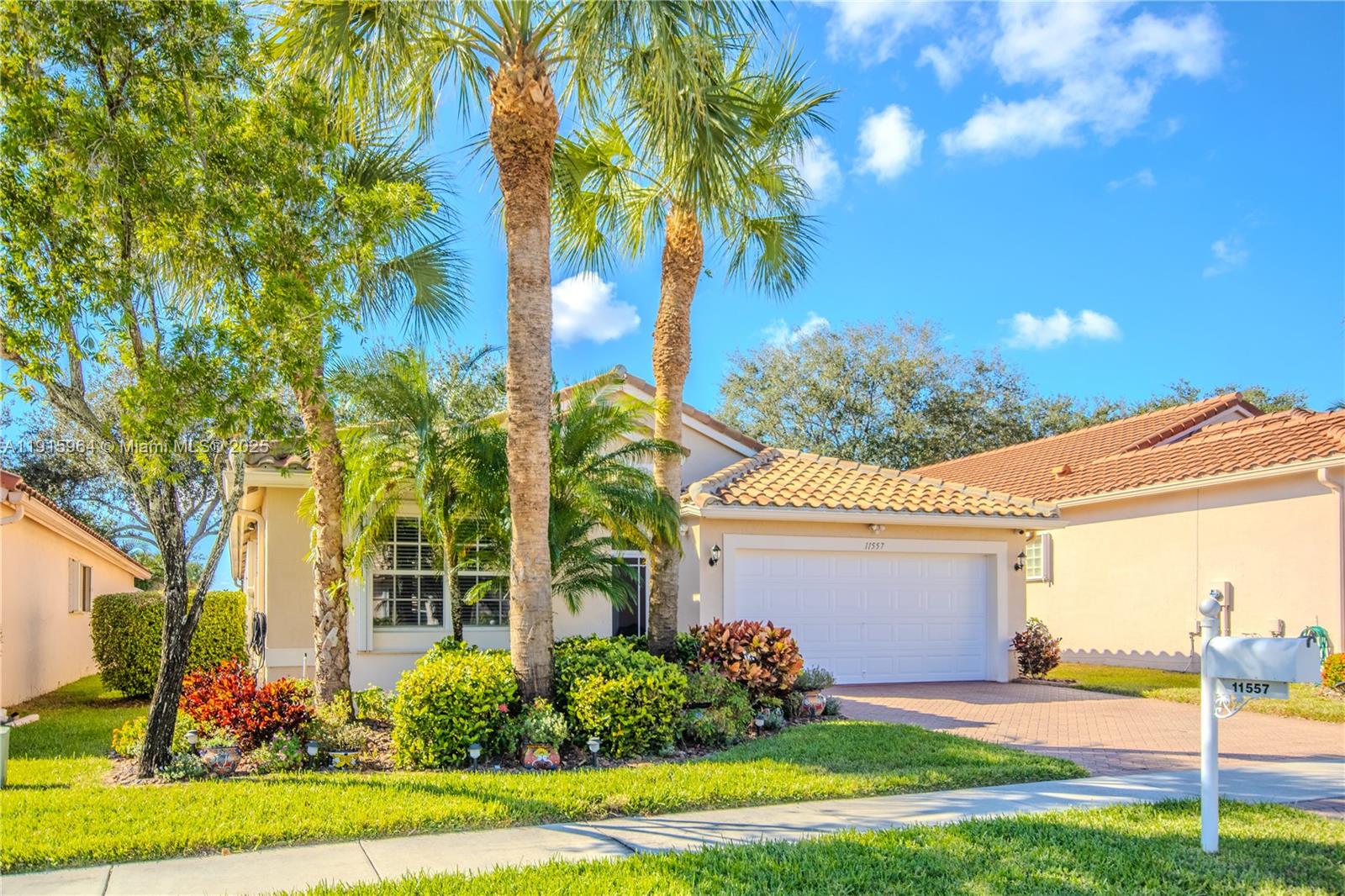 11557 Bristol Wood Ave