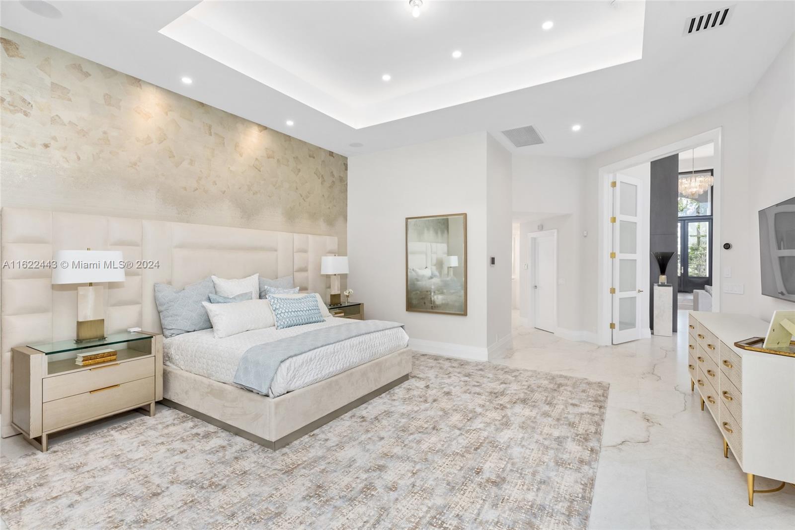 BAY COLONY SECTION OF THE - Residential