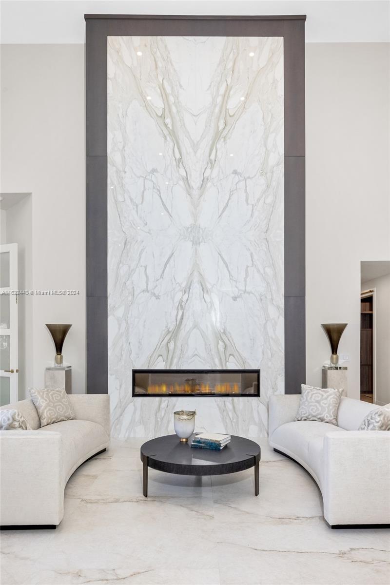 BAY COLONY SECTION OF THE - Residential