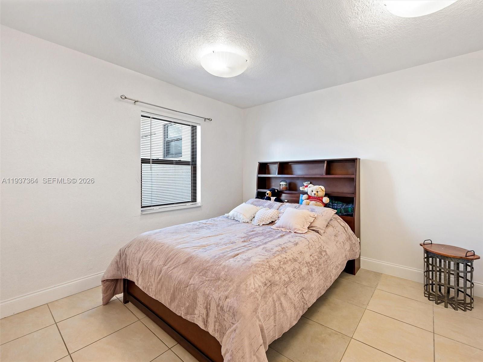 WEST RIVER SEC CROISSANT - Residential Lease