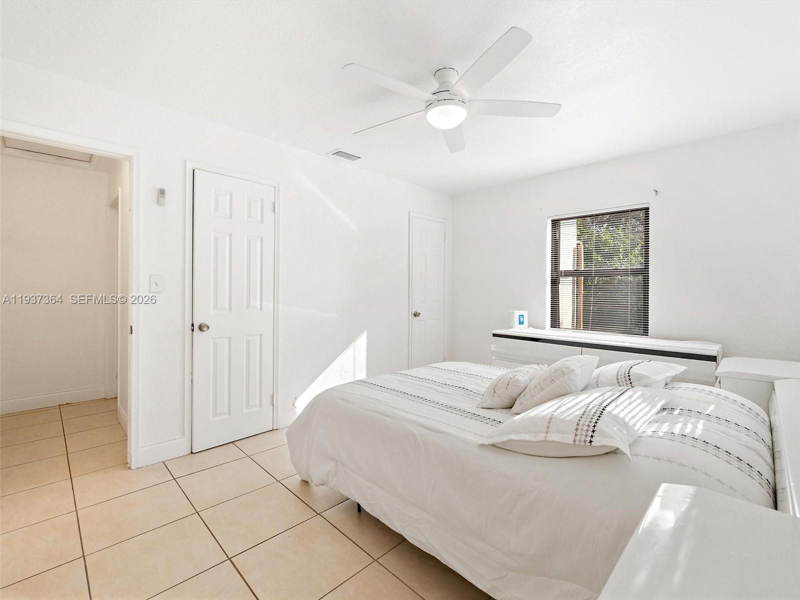 WEST RIVER SEC CROISSANT - Residential Lease