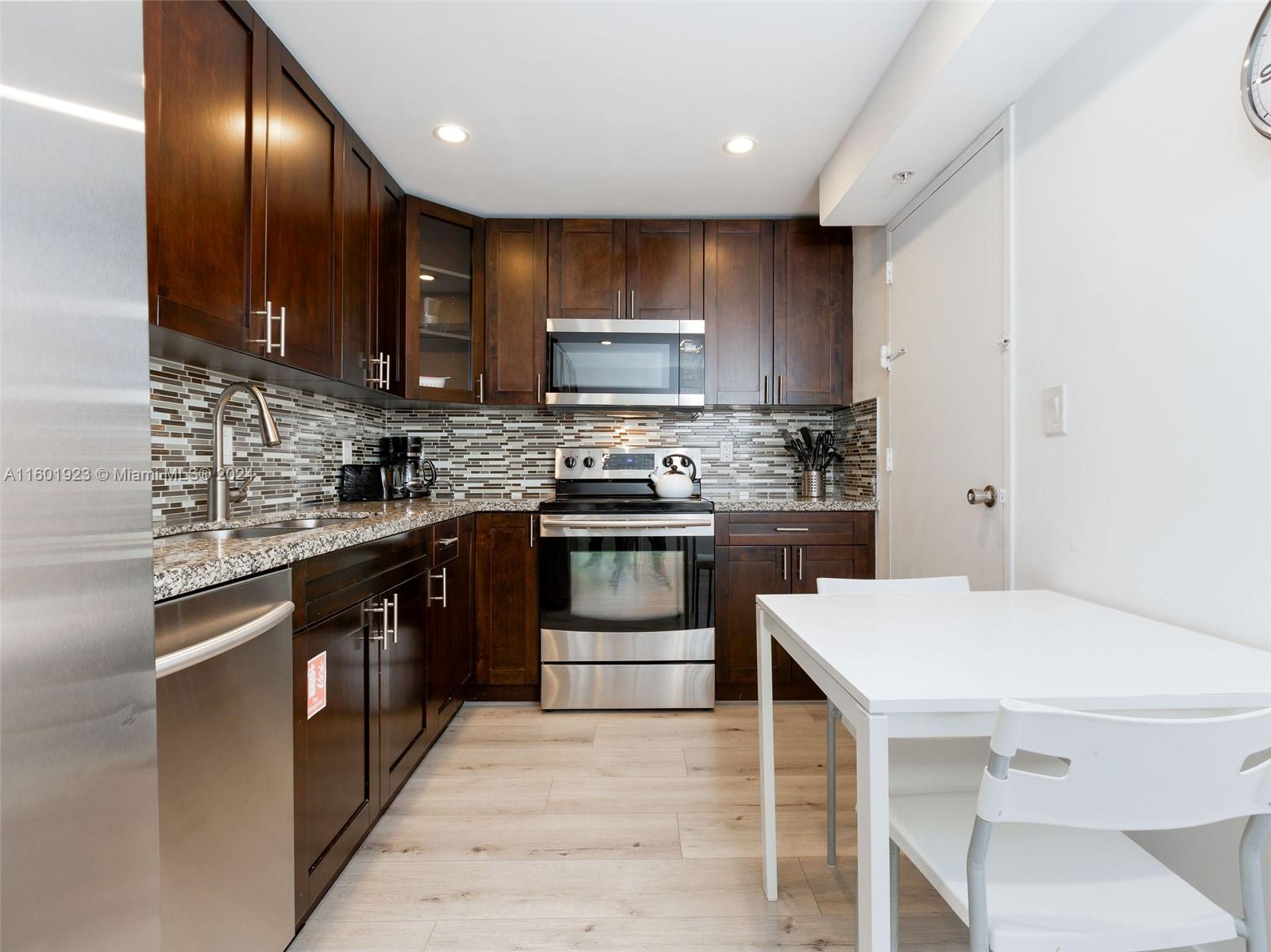 TIDES ON HOLLYWOOD BEACH - Residential