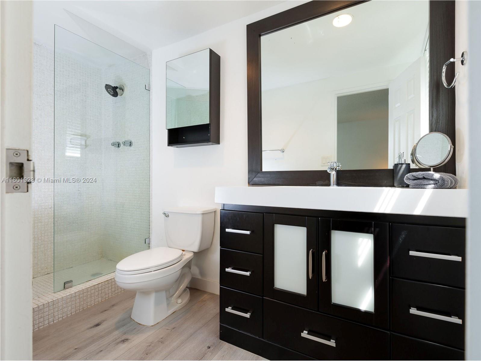 TIDES ON HOLLYWOOD BEACH - Residential