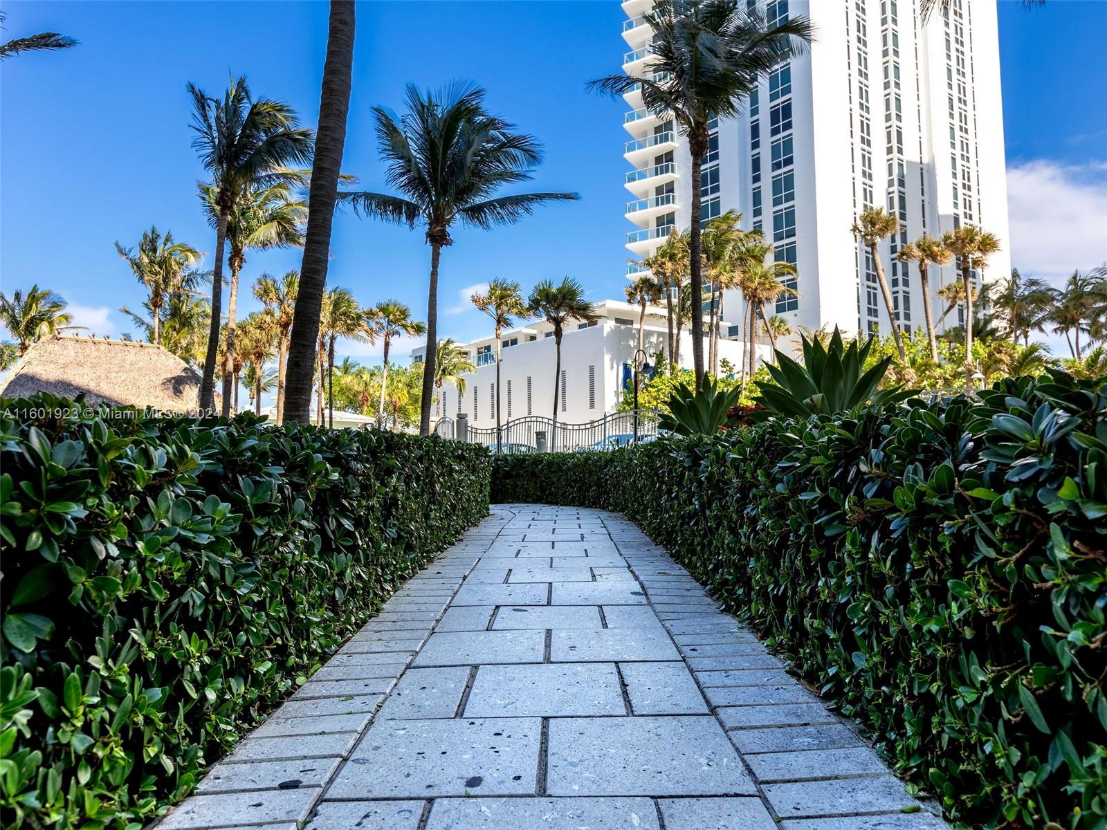 TIDES ON HOLLYWOOD BEACH - Residential