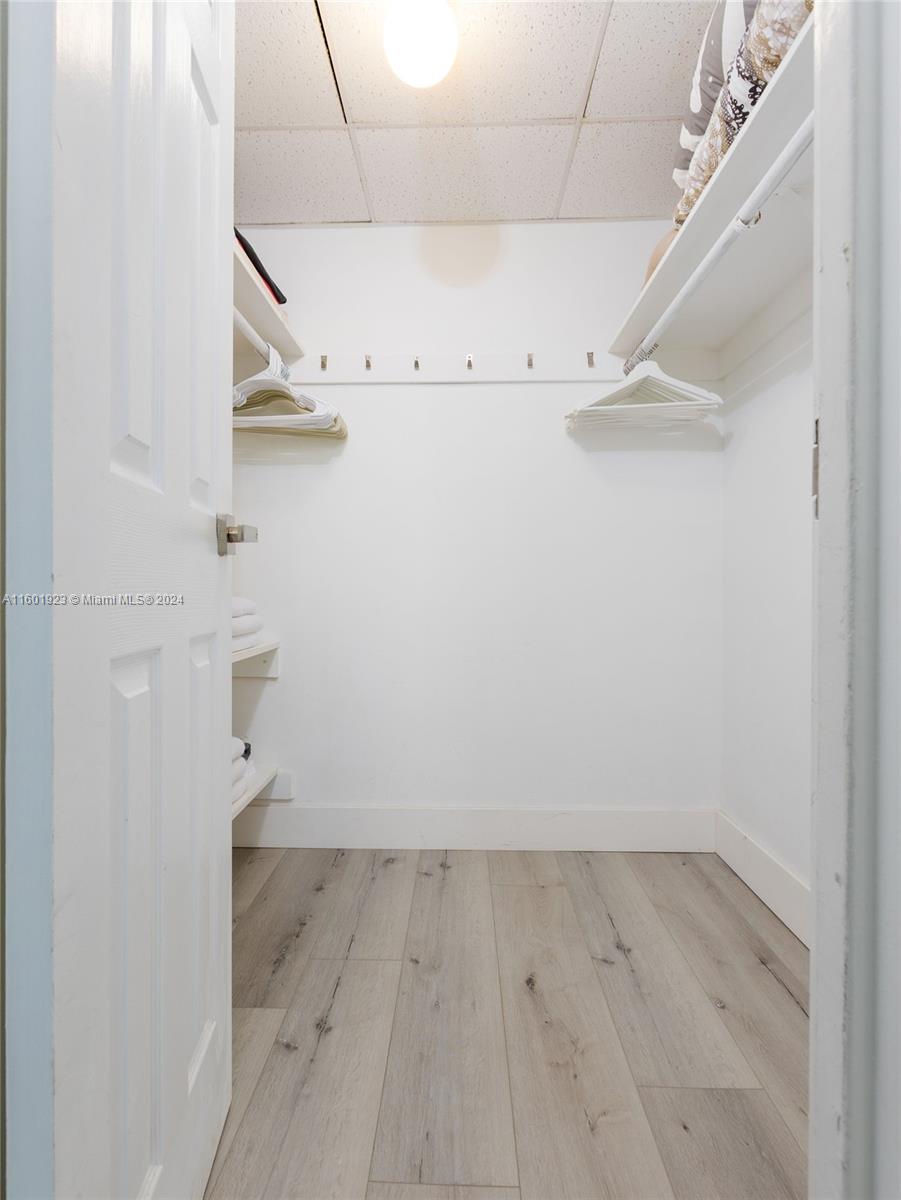 TIDES ON HOLLYWOOD BEACH - Residential