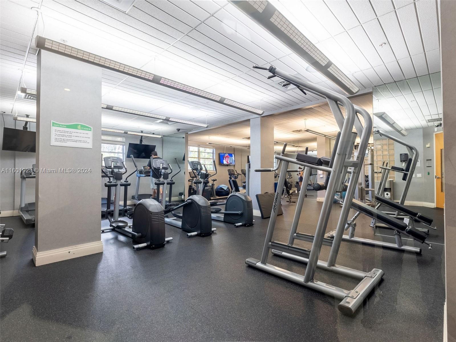 TIDES ON HOLLYWOOD BEACH - Residential