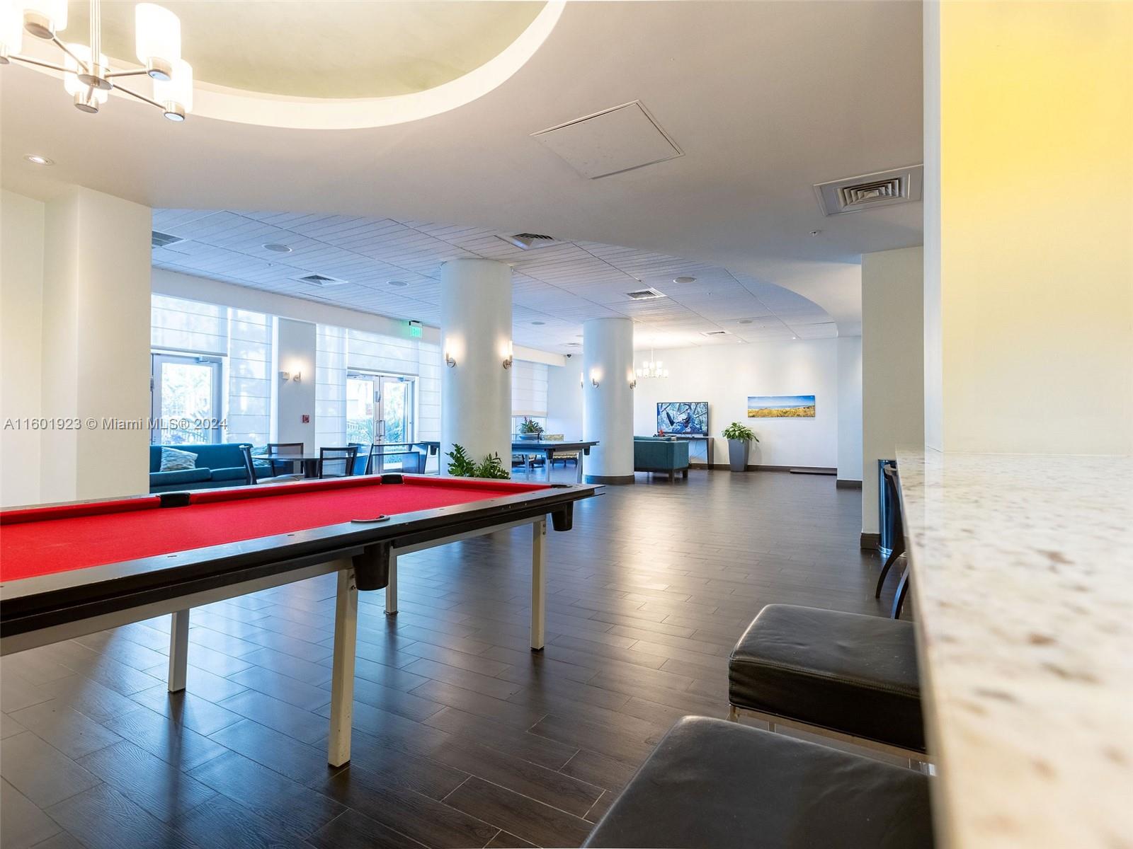 TIDES ON HOLLYWOOD BEACH - Residential