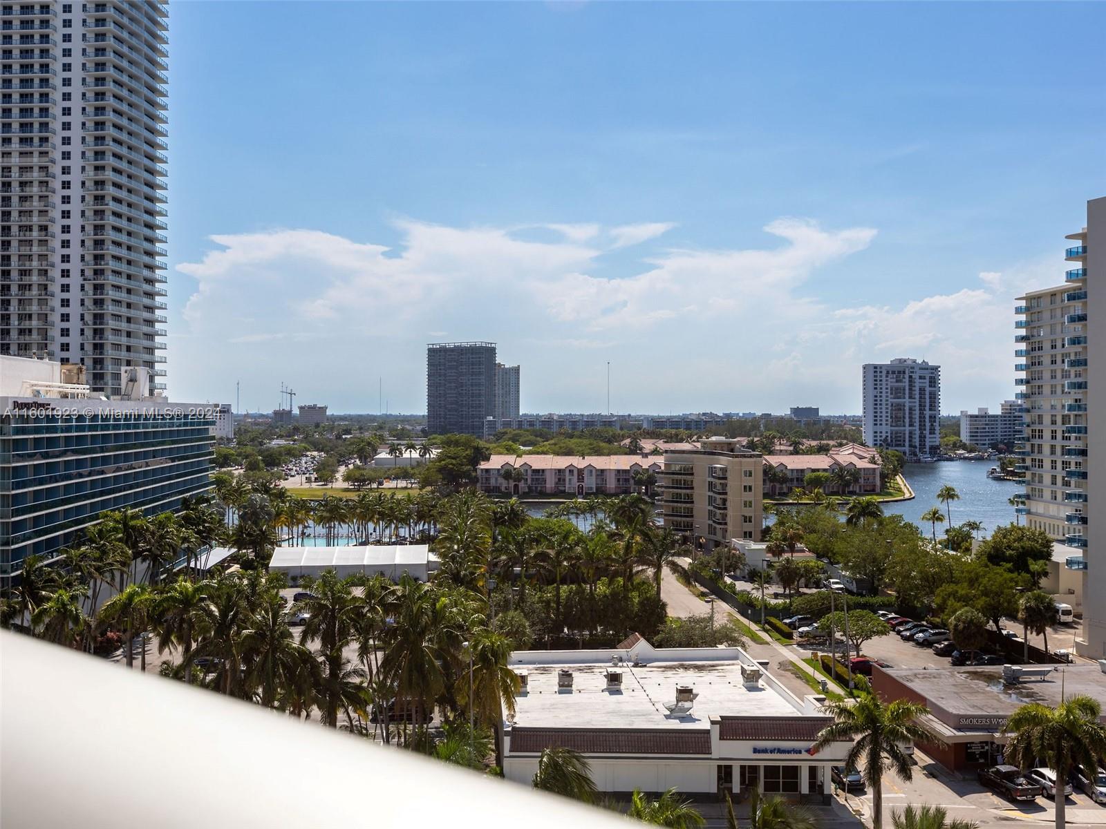 TIDES ON HOLLYWOOD BEACH - Residential