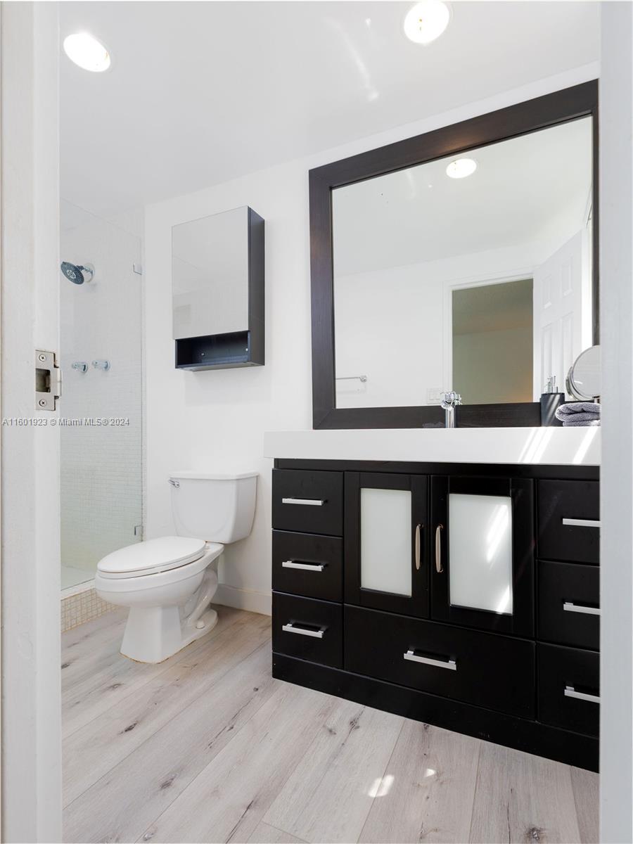 TIDES ON HOLLYWOOD BEACH - Residential