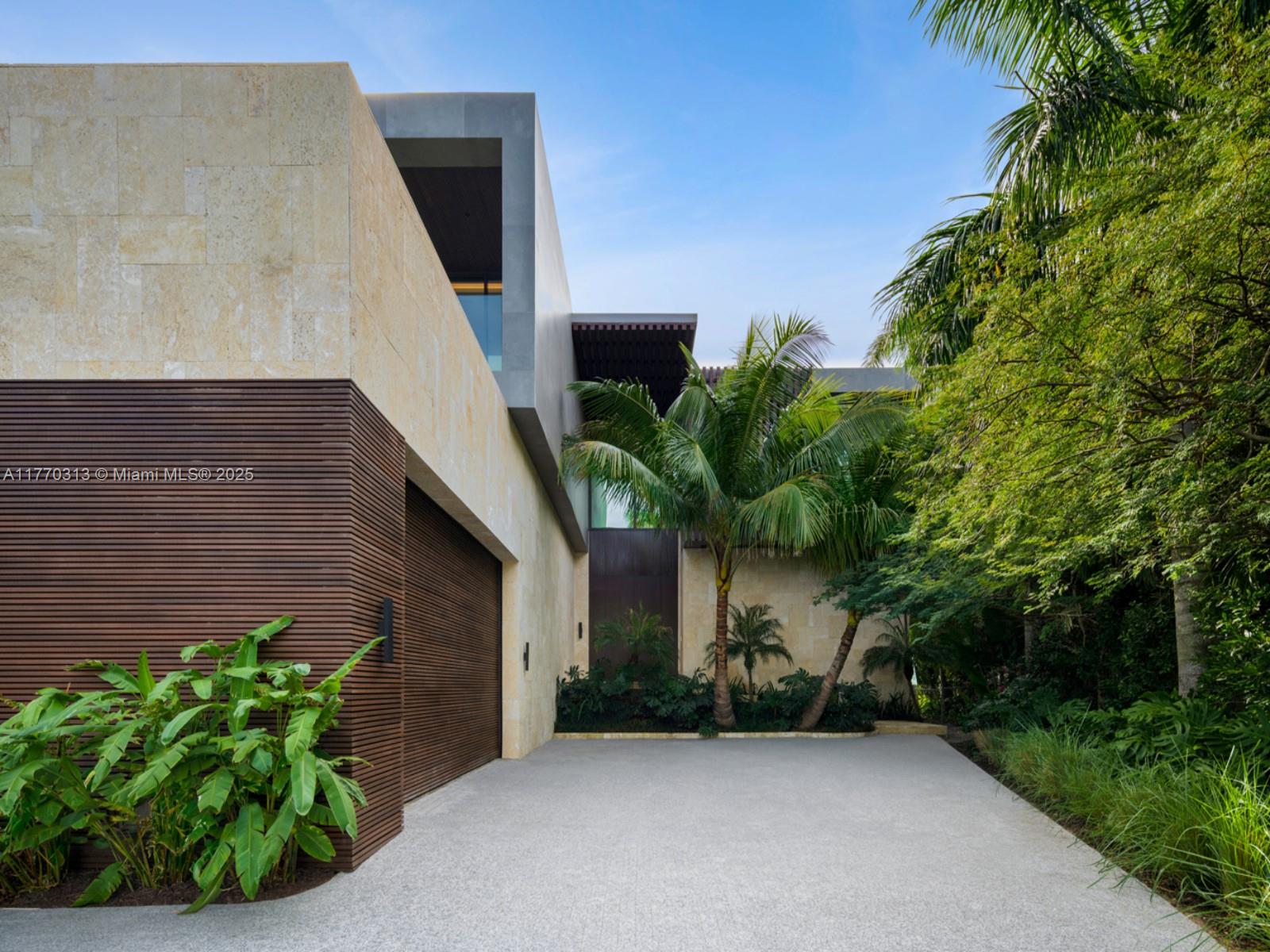 DI LIDO ISLAND - Residential Lease