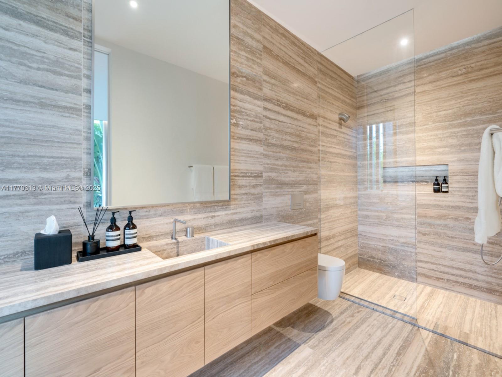 DI LIDO ISLAND - Residential Lease