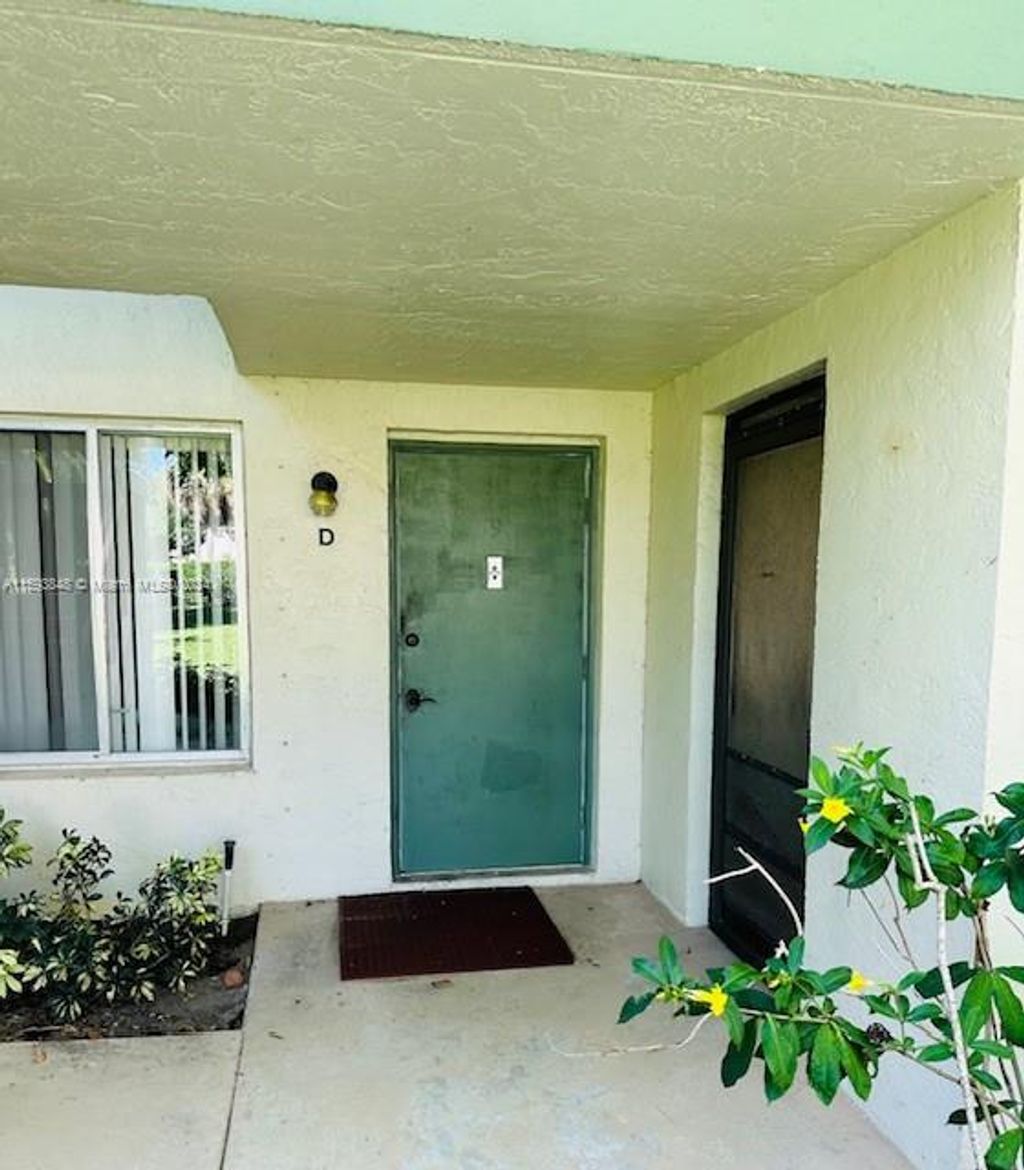 Photo of 6404 Chasewood Dr #D, Jupiter, FL 33458 (MLS # A11593848)