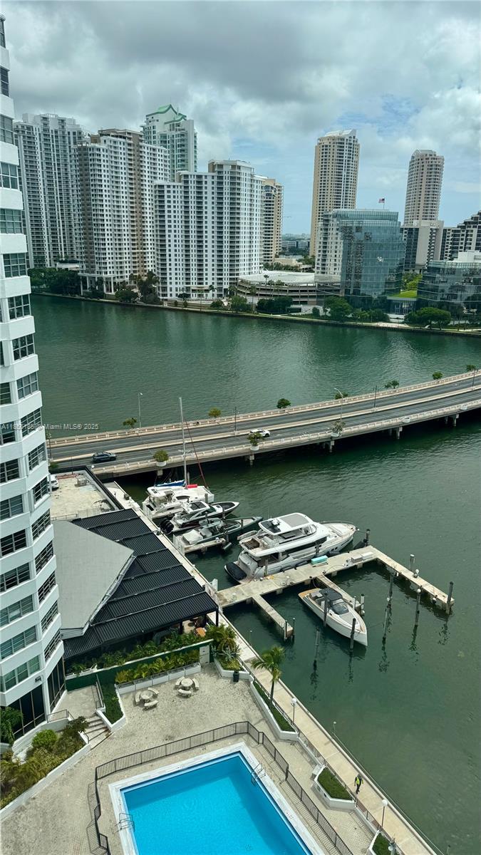 905 Brickell Bay Dr 1631