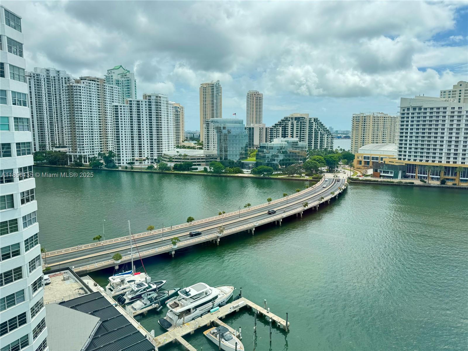 Spacious 2-Bedroom /2 Bathrooms Apartment with Stunning Bay Views
Located in one of Miami’s most desirable waterfront neighborhoods, this bright and spacious 2-bedroom, 2-bathroom apartment offers an open-concept living and dining area with a fully equipped kitchen featuring stainless steel appliances. Enjoy breathtaking views of Brickell Key right from your unit. Just minutes from Downtown Miami, shops, restaurants, and entertainment. Rent includes water and electricity.
Residents enjoy access to premium building amenities, including a fitness center, swimming pool, on-site grocery store, and a beauty salon.