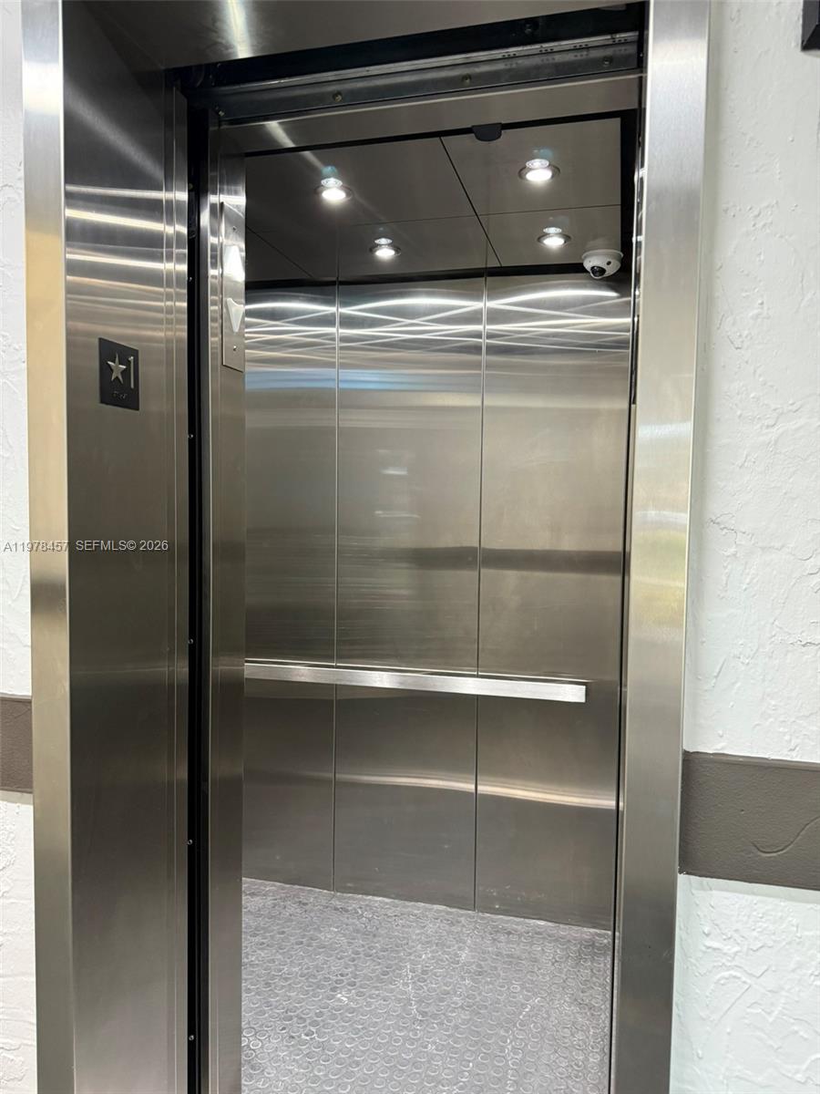 DORAL GARDENS II CONDO - Residential Lease