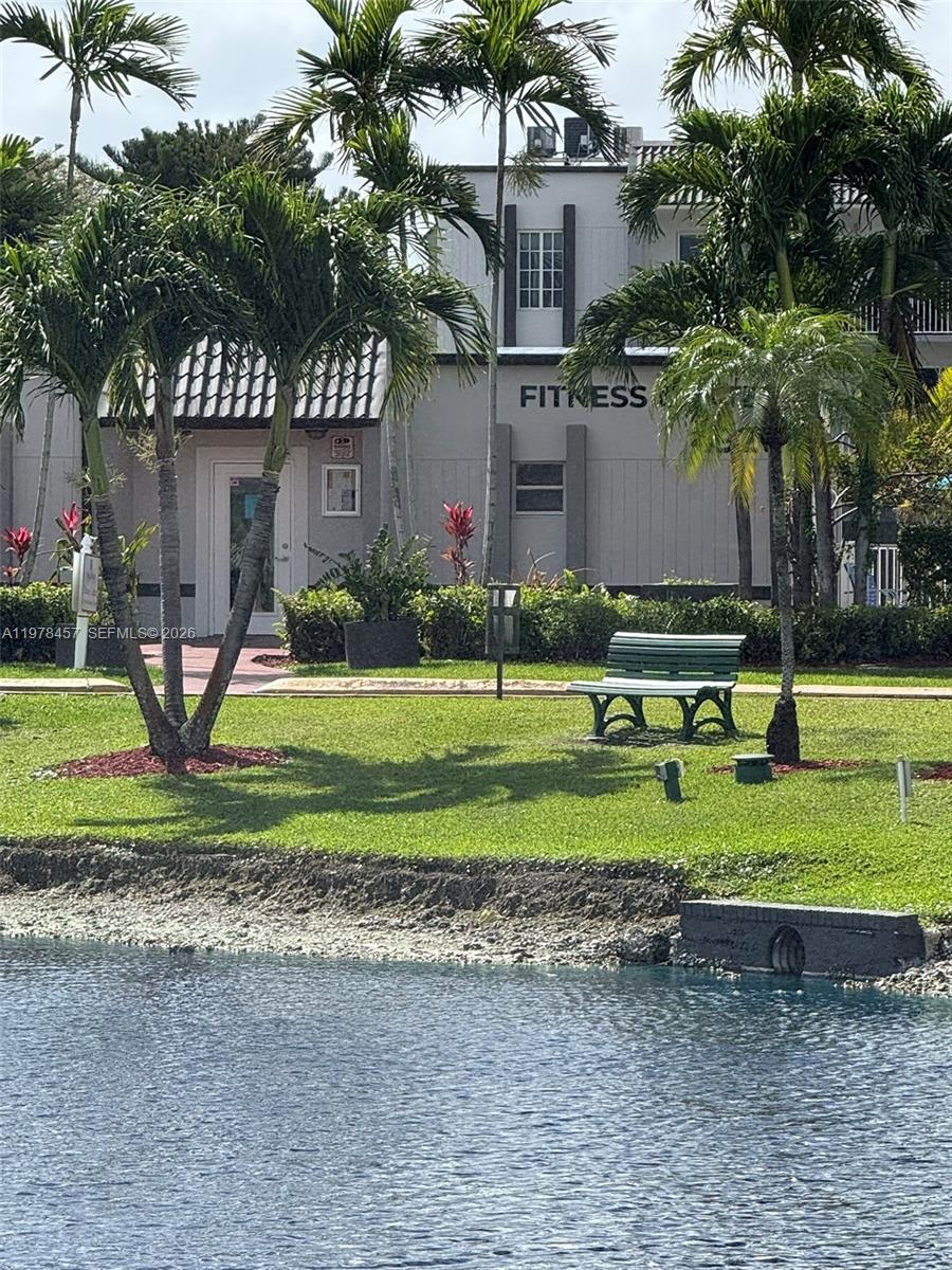 DORAL GARDENS II CONDO - Residential Lease