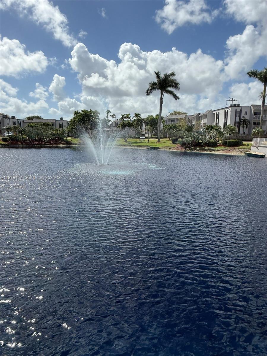 DORAL GARDENS II CONDO - Residential Lease