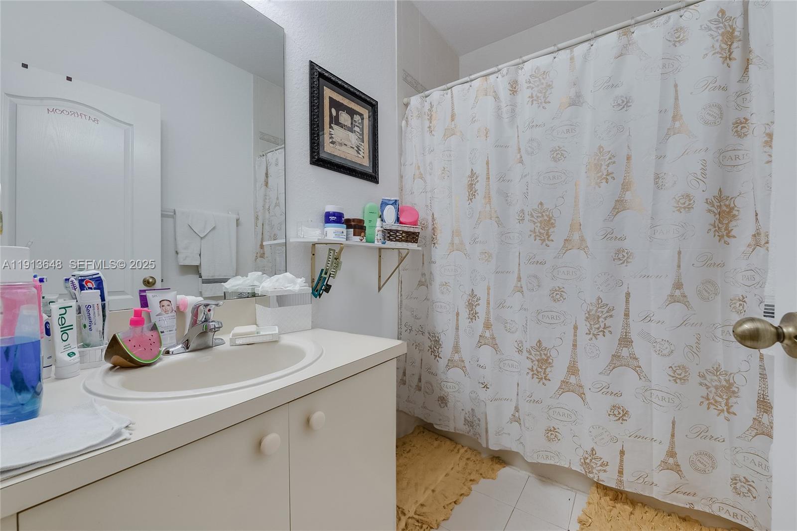 SANTA BARBARA - Residential Lease