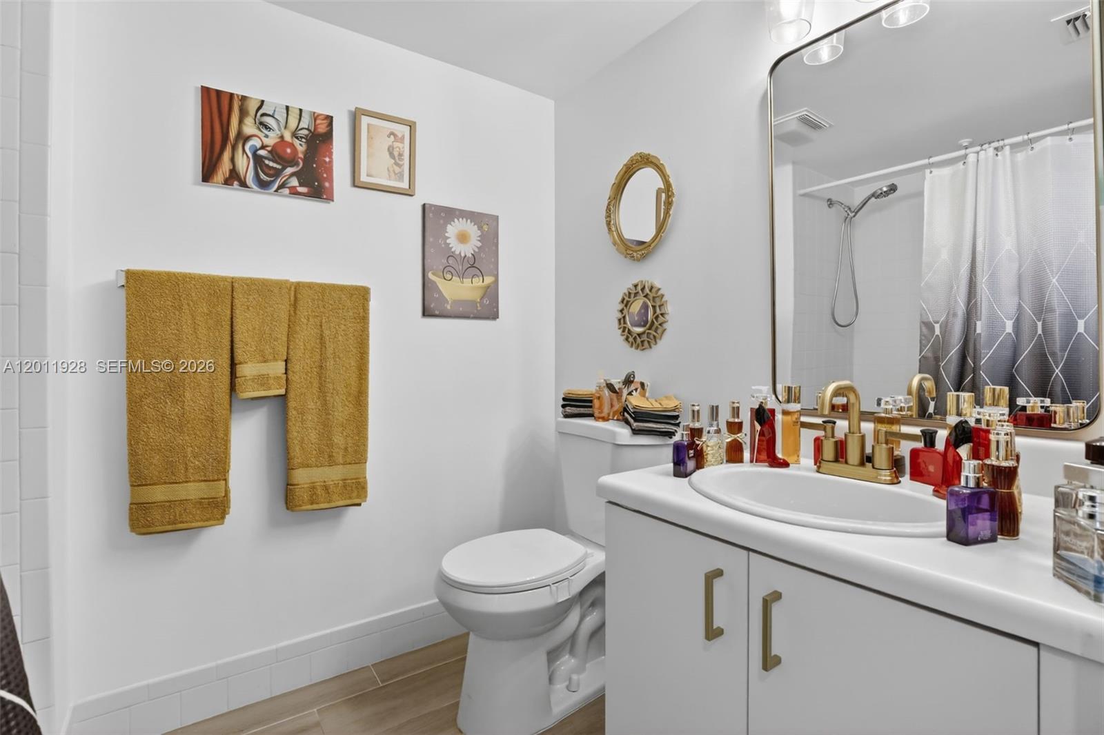 PLYMOUTH AT CENTURY VILLA - Residential