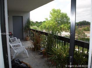 CALUSA CLUB VILG BLDG D N - Residential Lease