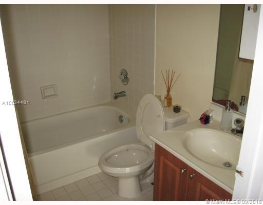 CALUSA CLUB VILG BLDG D N - Residential Lease