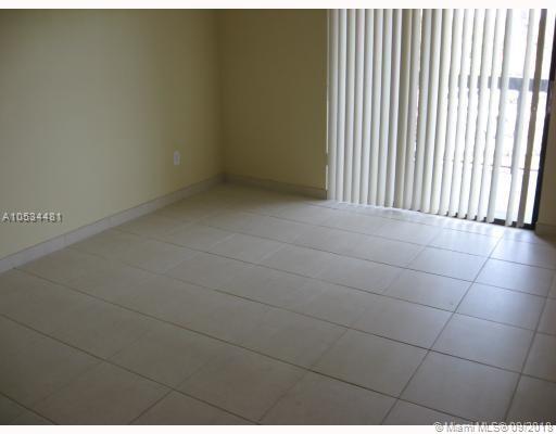 CALUSA CLUB VILG BLDG D N - Residential Lease