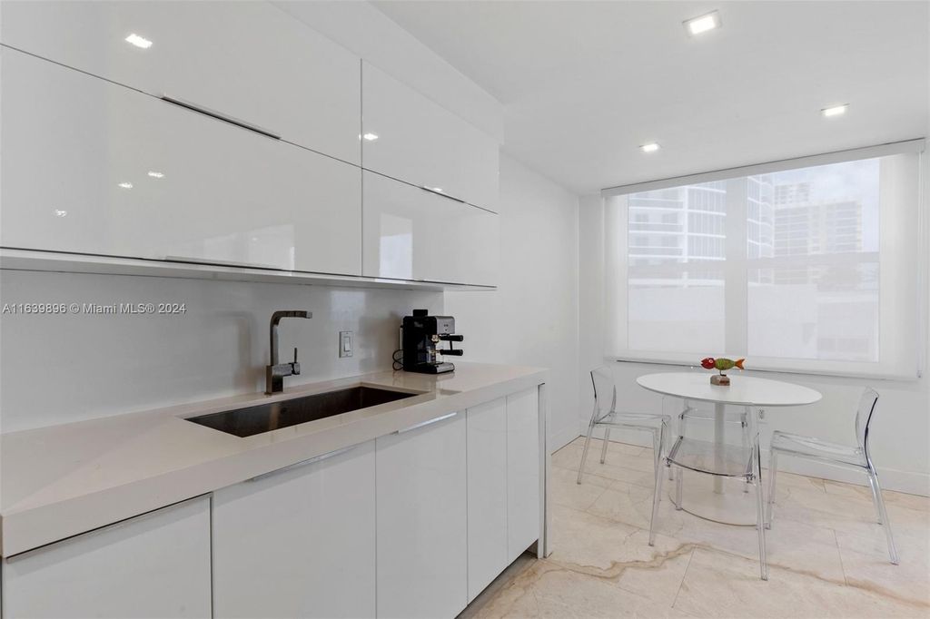 Photo of 2751 S Ocean Dr #402S, Hollywood, FL 33019 (MLS # A11639896)