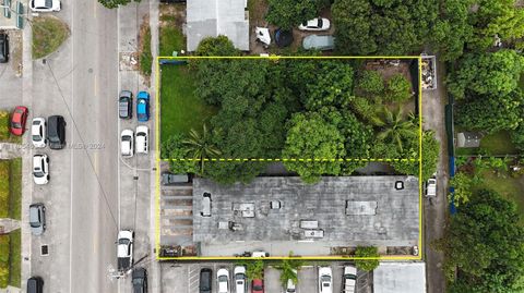 1550 NW 28th St Miami FL 33142