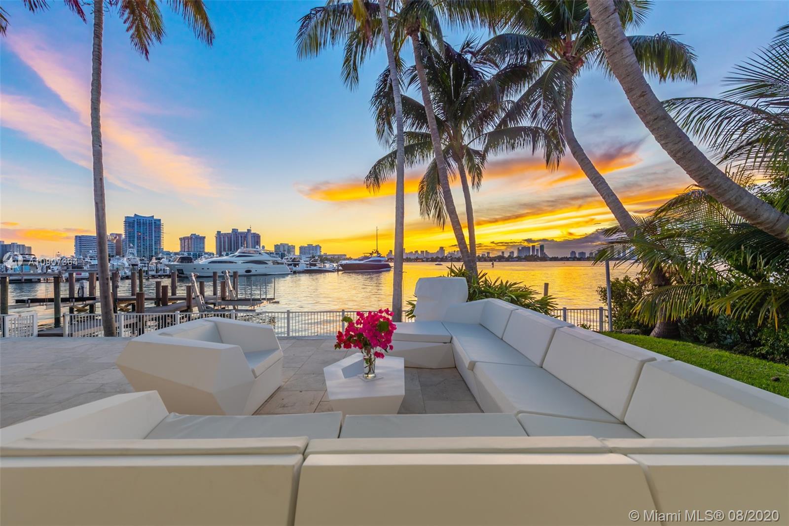 SUNSET ISLANDS-NO 4 - Residential