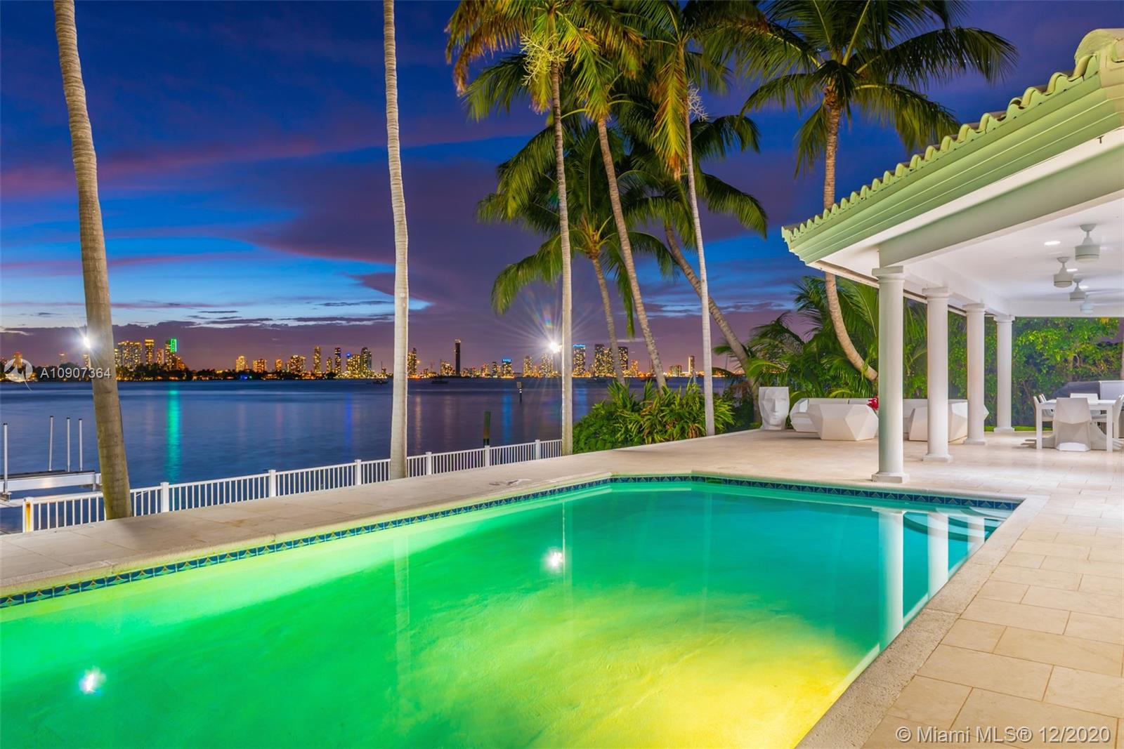 SUNSET ISLANDS-NO 4 - Residential