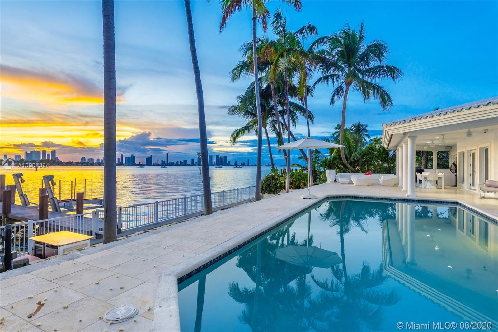 SUNSET ISLANDS-NO 4 - Residential