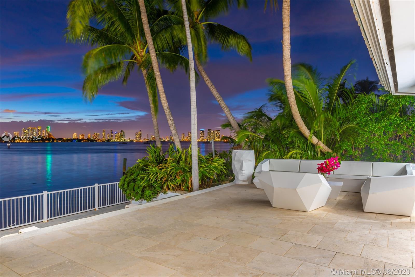 SUNSET ISLANDS-NO 4 - Residential