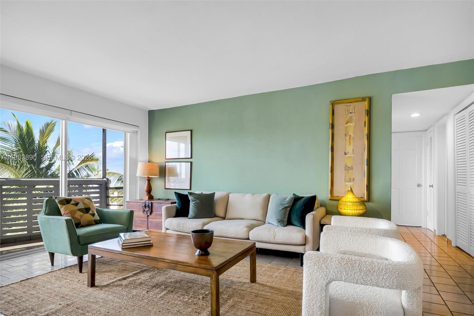 CRANDON TOWER CONDO - Residential