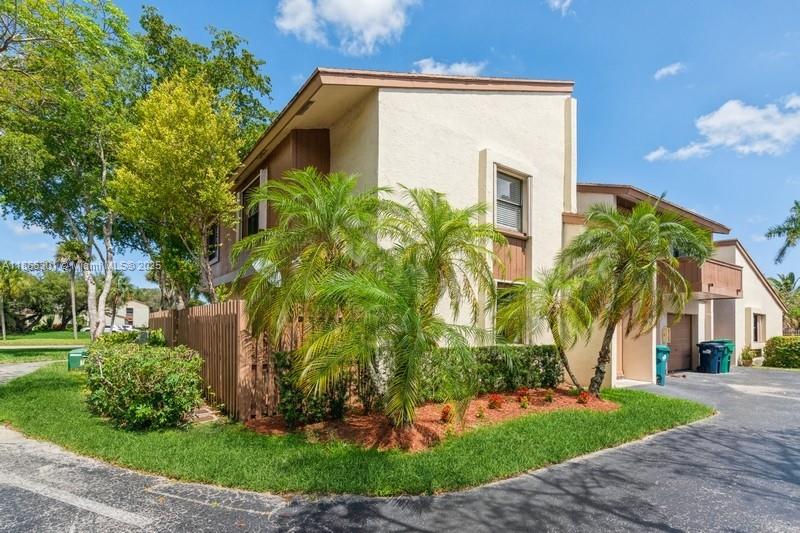 GREENGLADES CONDO 14 - Residential Lease