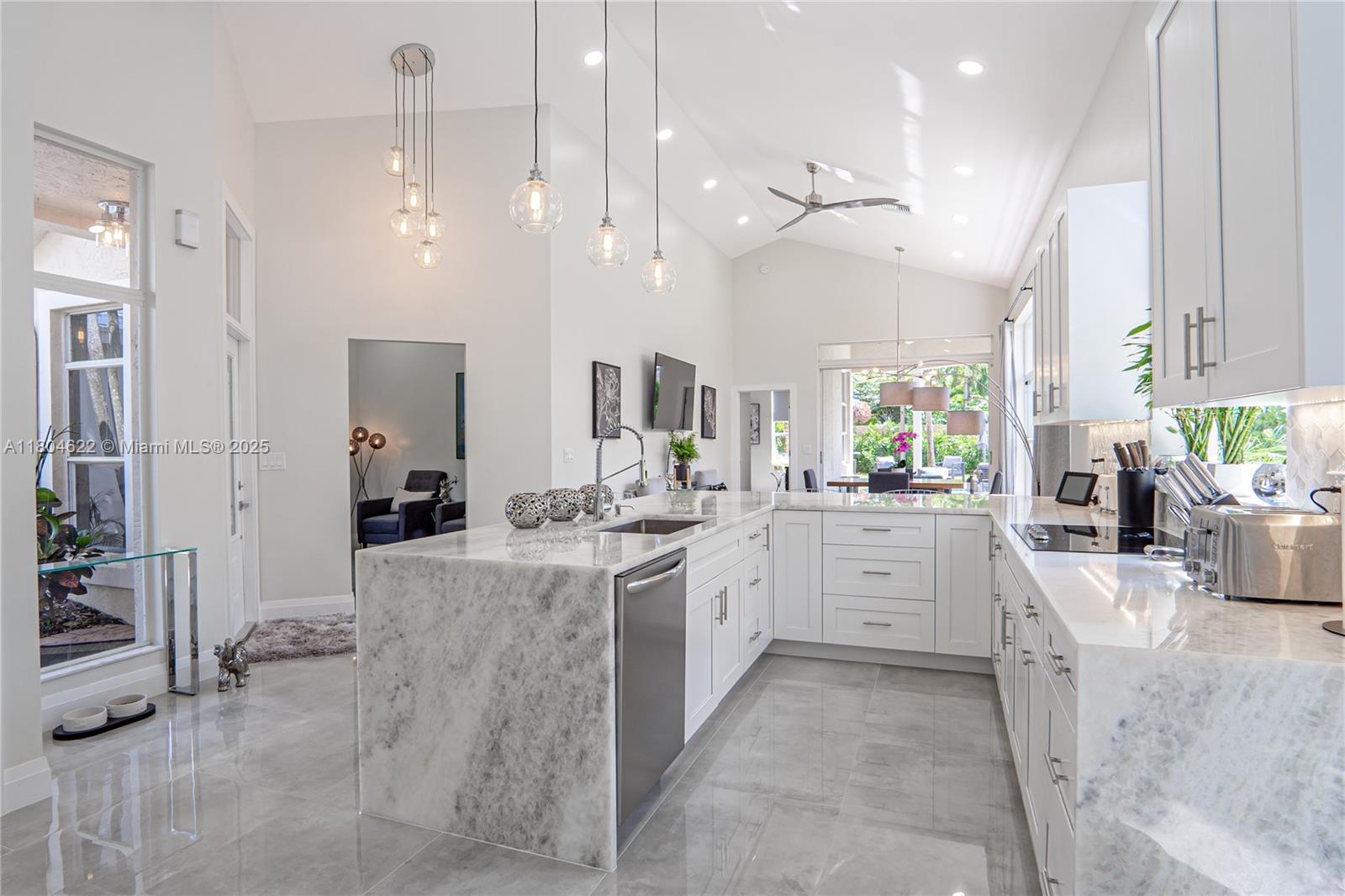BANYANS OF ARVIDA COUNTRY - Residential