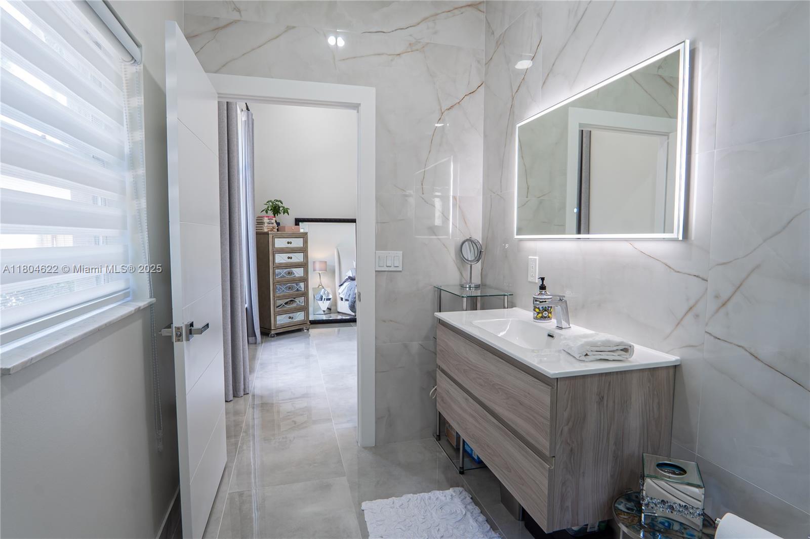 BANYANS OF ARVIDA COUNTRY - Residential
