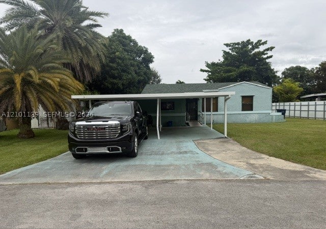 5879 SW 58th Ter