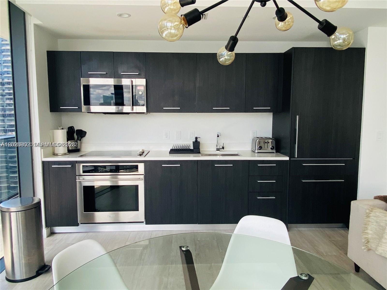55 SW 9th St 3001