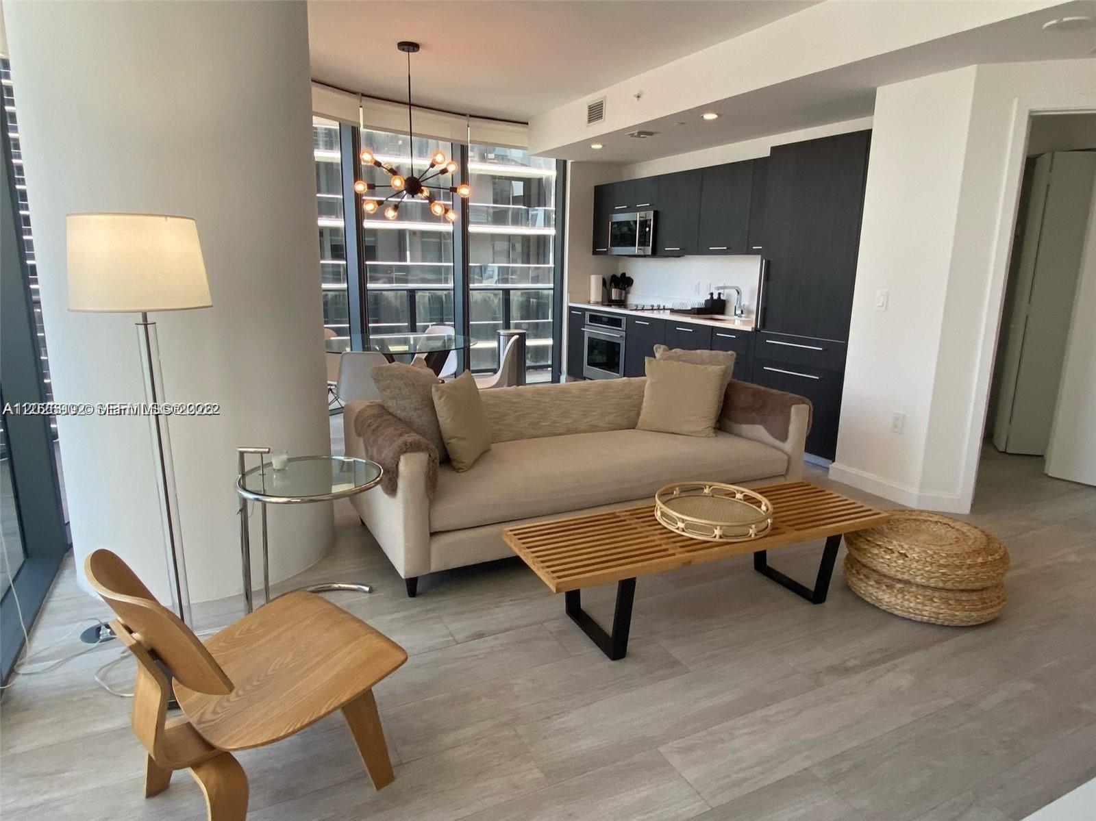 55 SW 9th St 3001